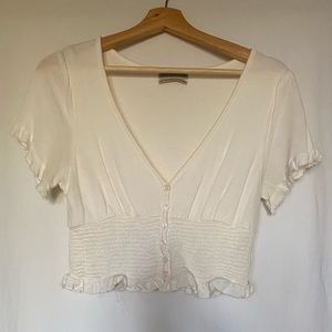 ✨Urban Outfitters size L white ruched button front top